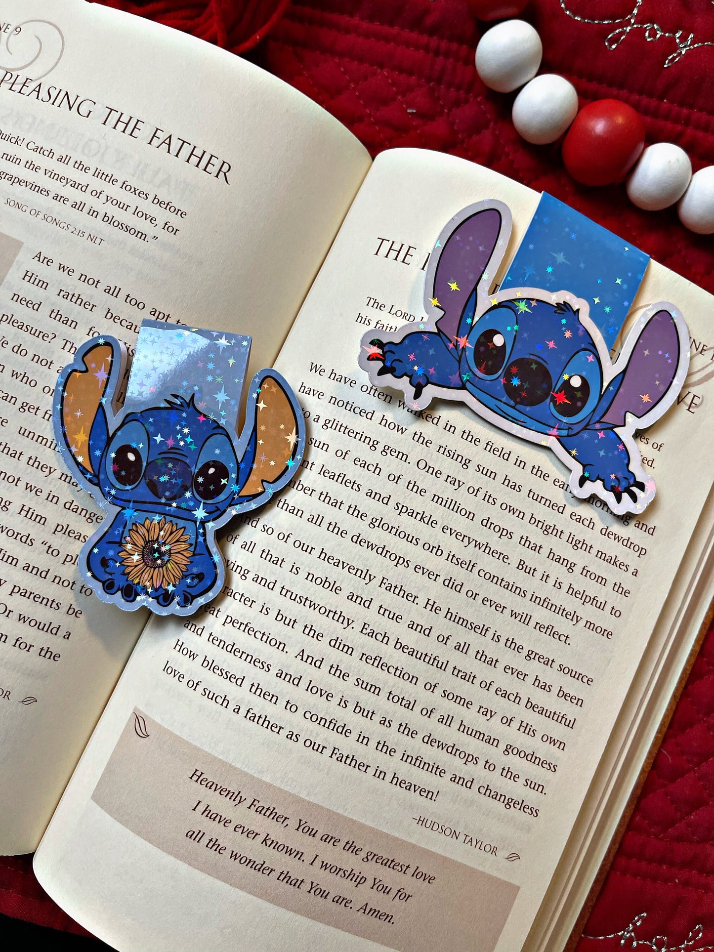 Blue Alien Bookmark, Area 51 Magnetic Bookmark, Stitch Themed Reading Accessory, Book Gift, Cute Bookmark, Unique Bookmark, l