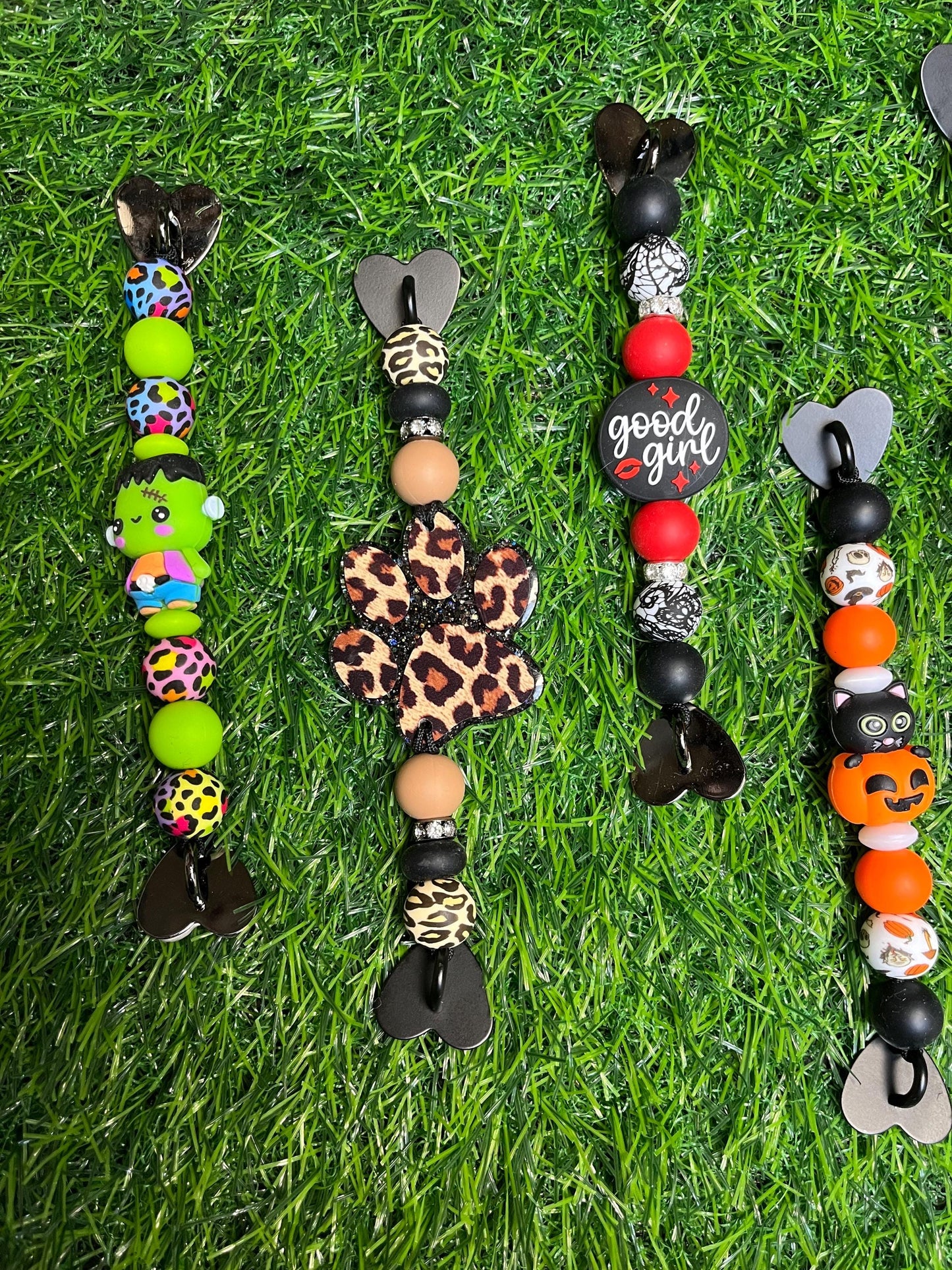 Leopard Paw Kindle Strap