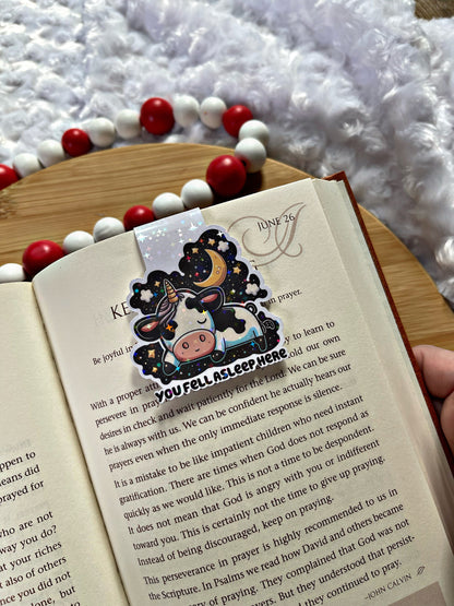 Sleeping Cow Magnetic Bookmark, Cow Bookmark, Reading Accessory, Book Gift, Cute Bookmark, Highland Cow Bookmark, Unicorn Bookmark