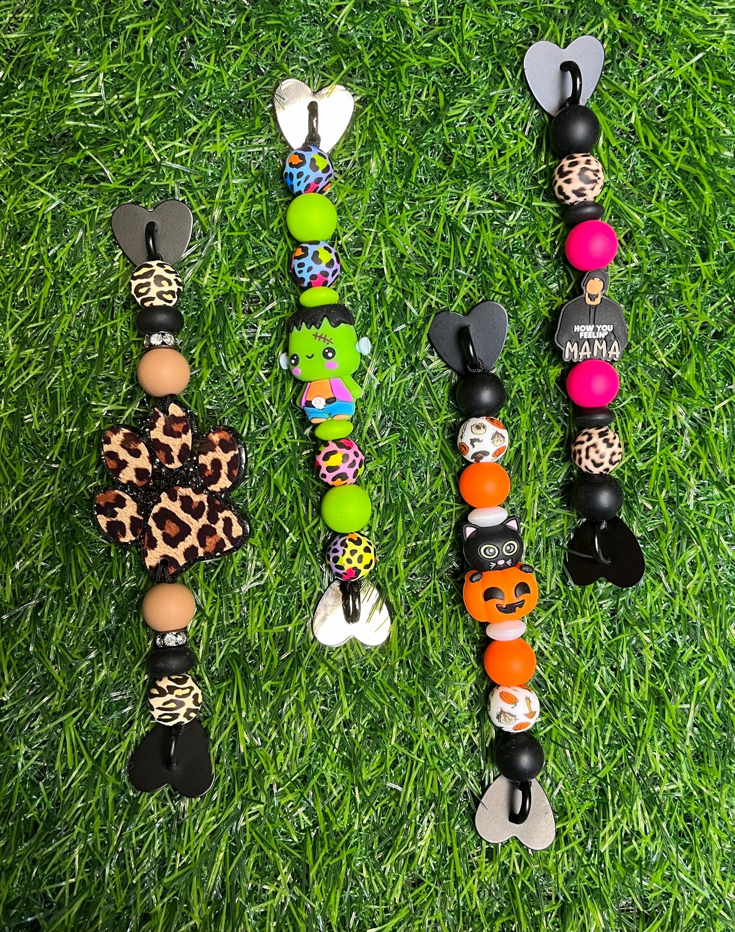 Leopard Paw Kindle Strap