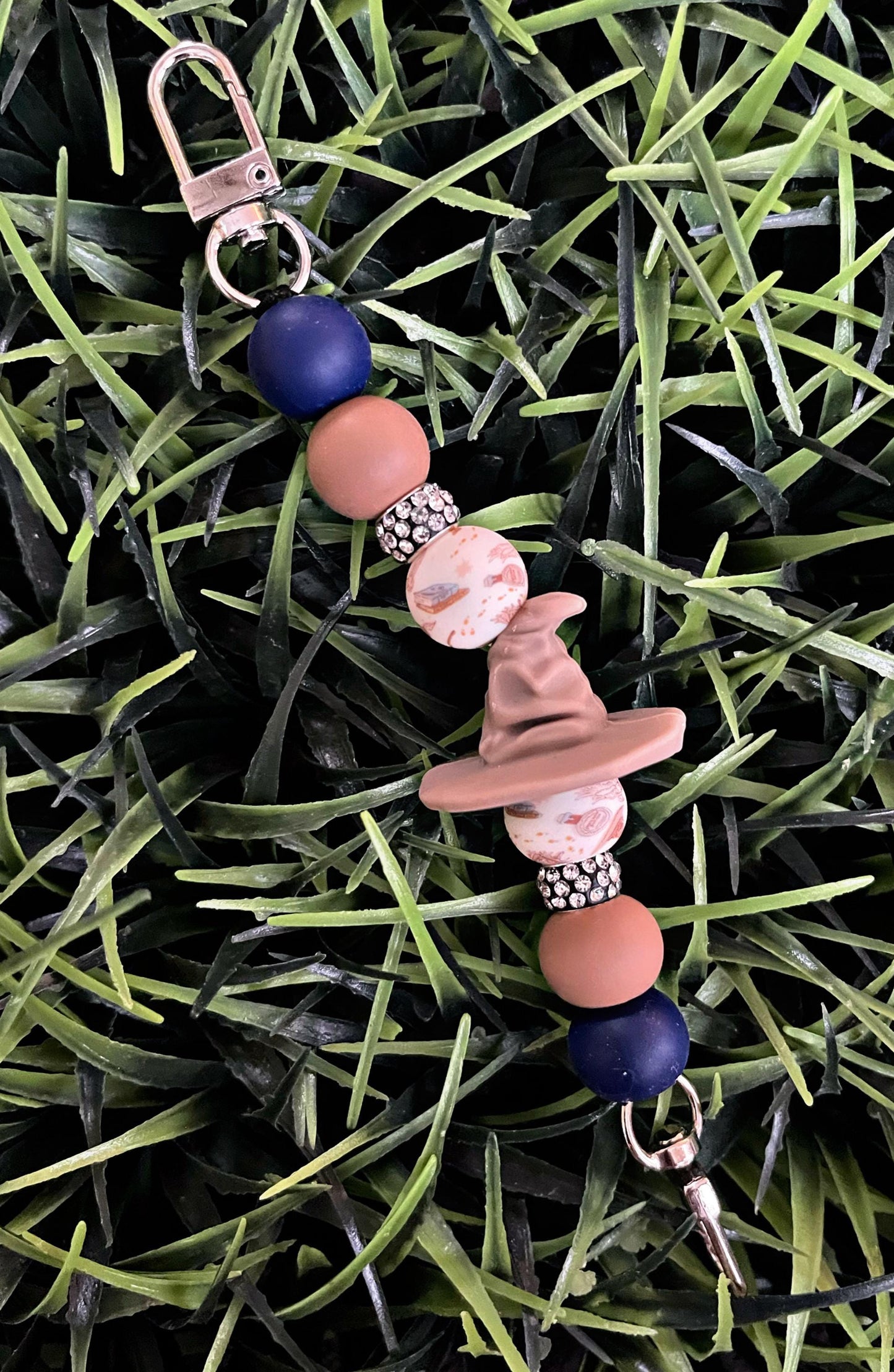 Wizard House Themed Kindle Strap