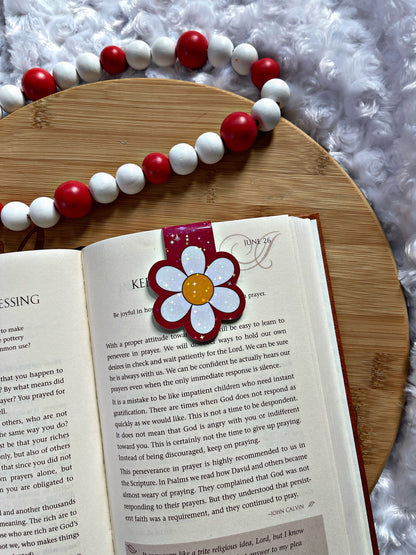 Daisy Magnetic Bookmark, Daisy Bookmark, Reading Accessory, Book Gift, Cute Bookmark, Unique Bookmark, Personalized Bookmark